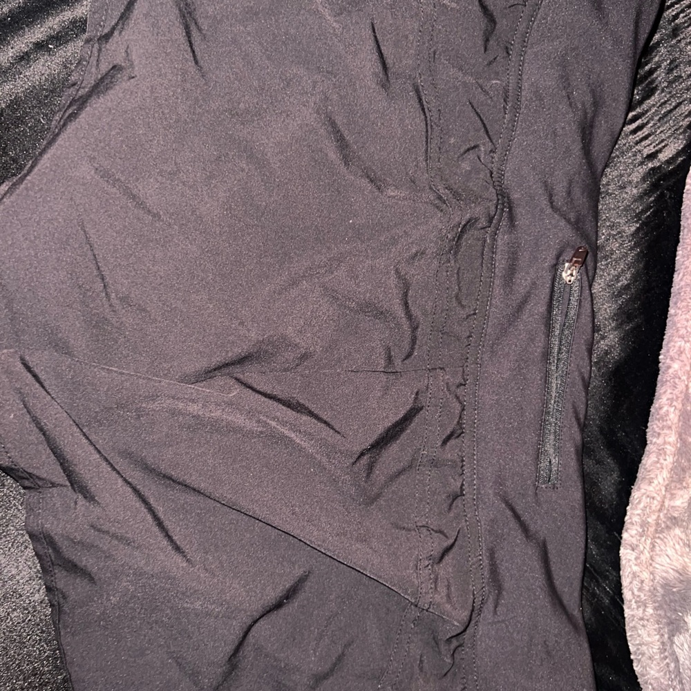 girls black exercise shorts
